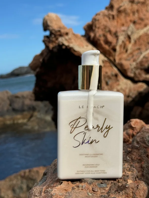 IMG_8913 LE BEACH Pearly Skin